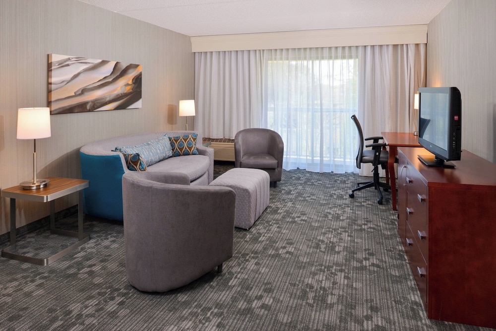 Suite, 1 Bedroom, Balcony
