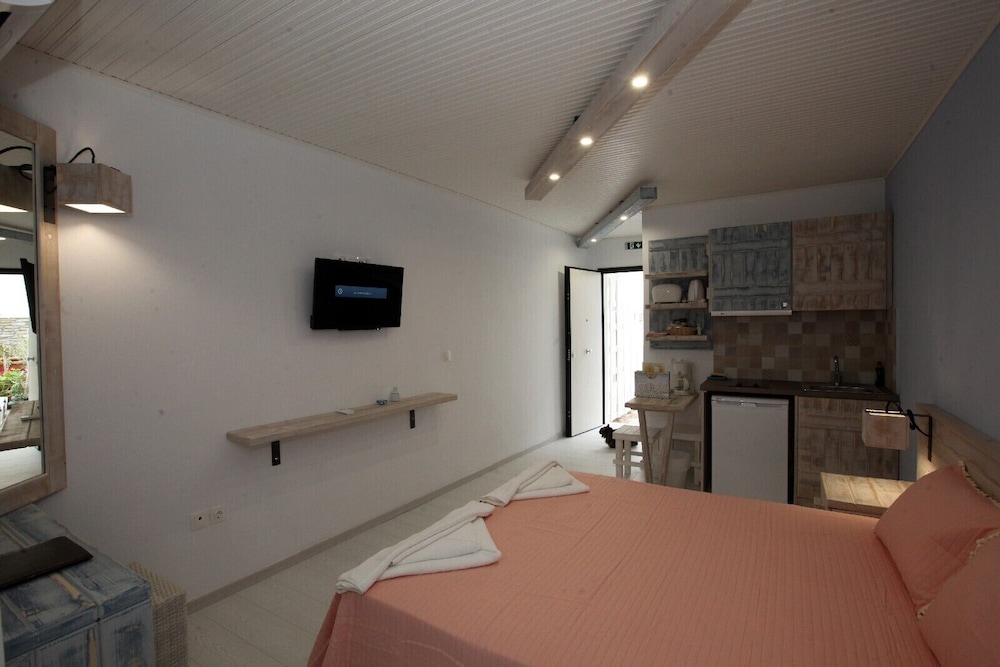 Premium Studio Suite, 1 Bedroom, Beach View