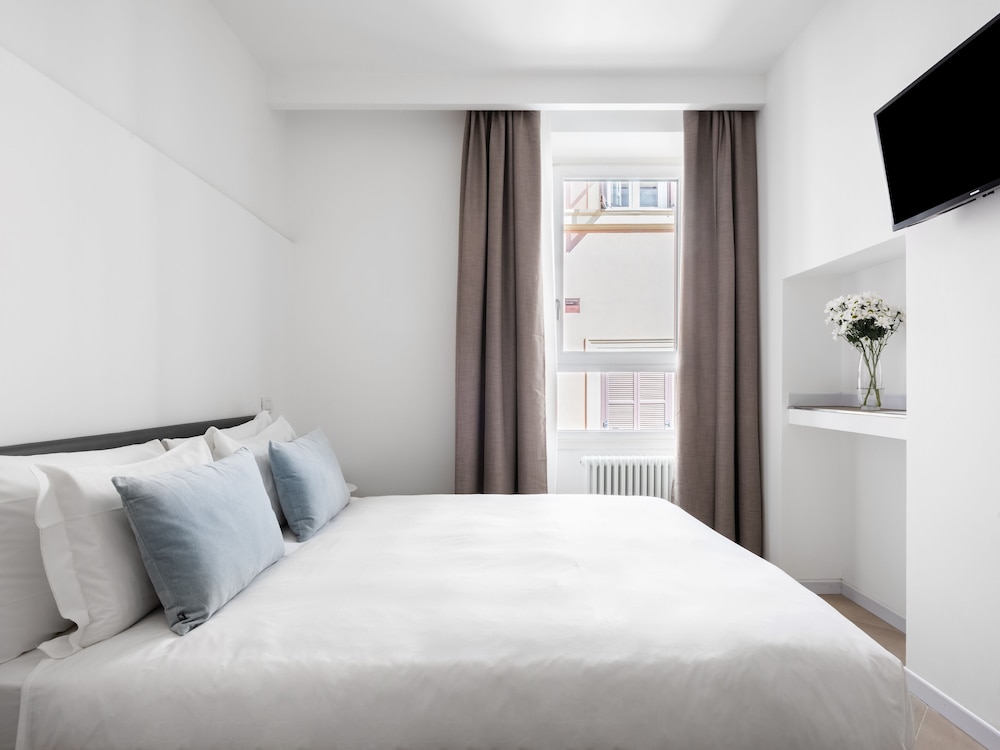 Standard Room photo 2