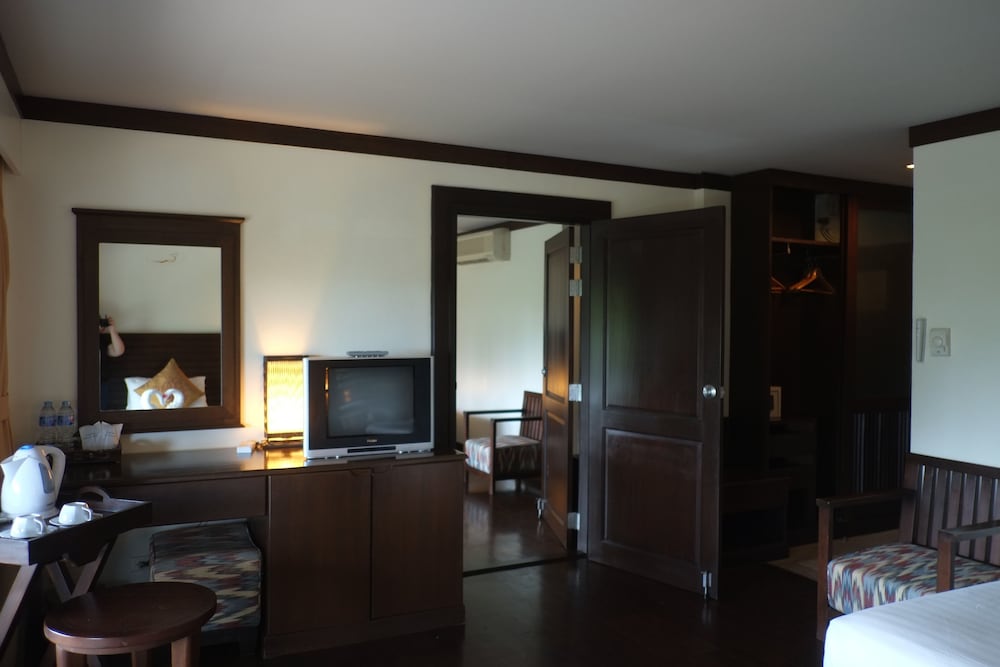 Family Room photo 1