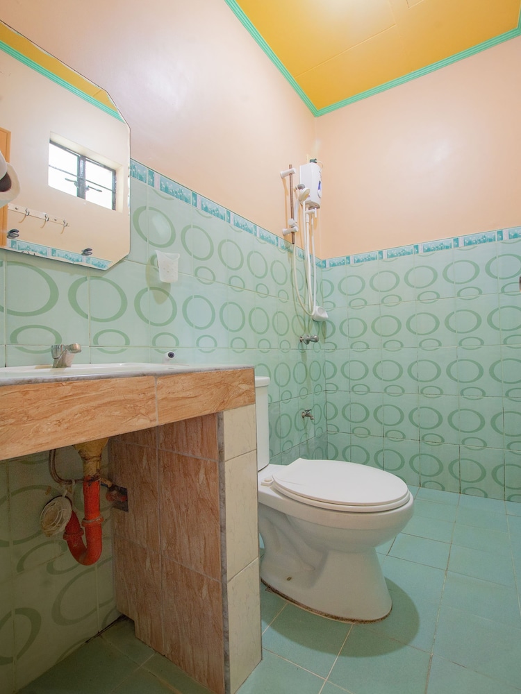 Standard Triple Room photo 2