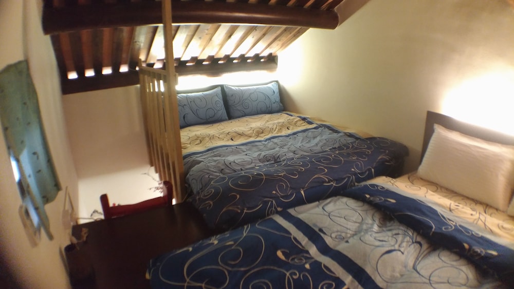Family Loft, Non Smoking, Mezzanine photo 3