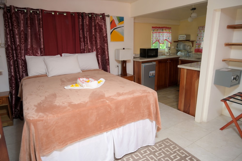 Kitchenette photo 2
