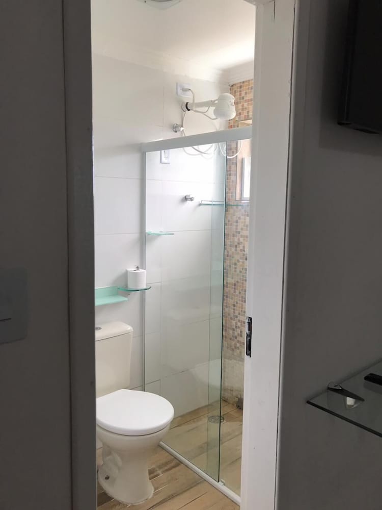 Standard Double Room - Photo 14