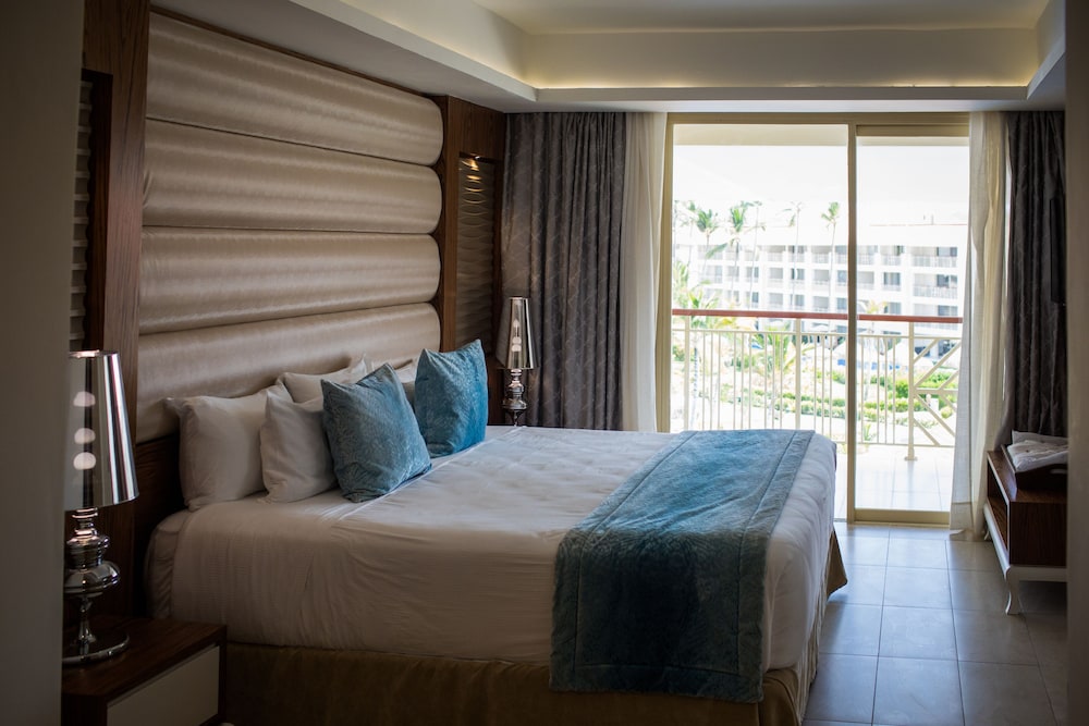 Mirage Club Sky View Suite Roof Top With Outdoor Jacuzzi