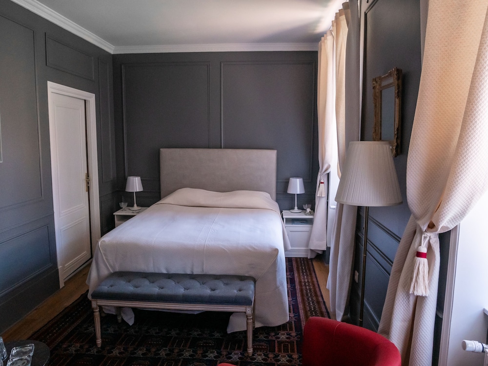 Deluxe Double Room, Private Bathroom, Vineyard View (chambre grise) photo 3