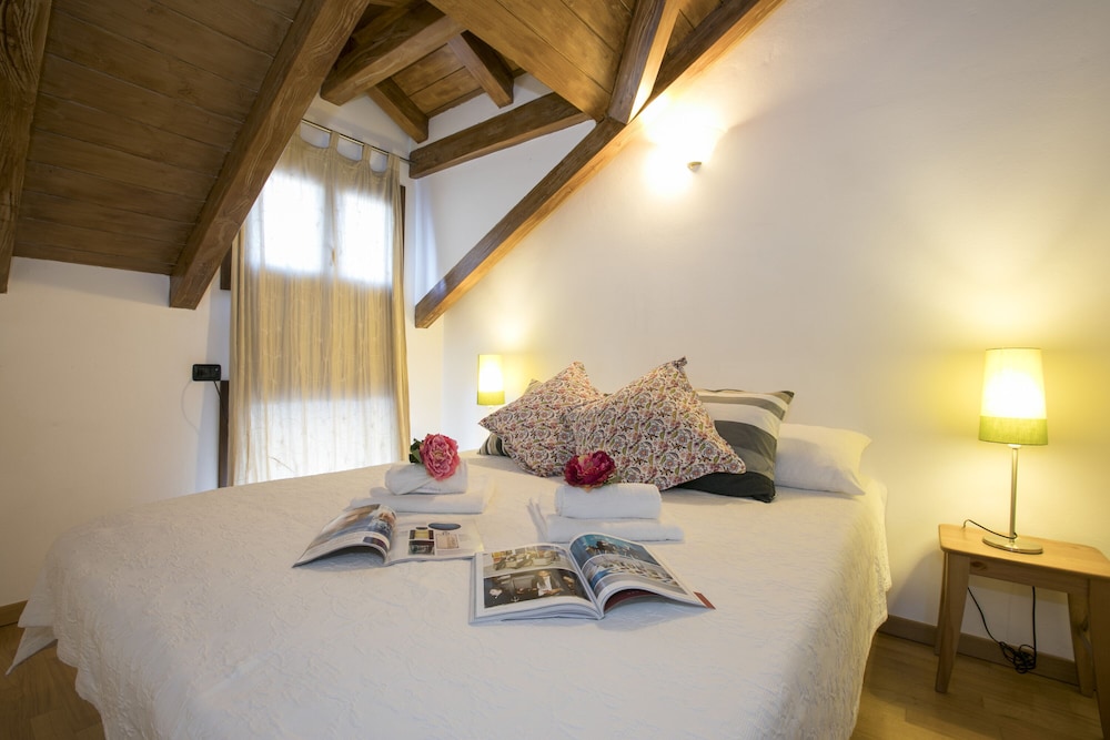 Family Apartment, Multiple Bedrooms, 2 Bathrooms, Mountainside (Blevio Panoramica) photo 3