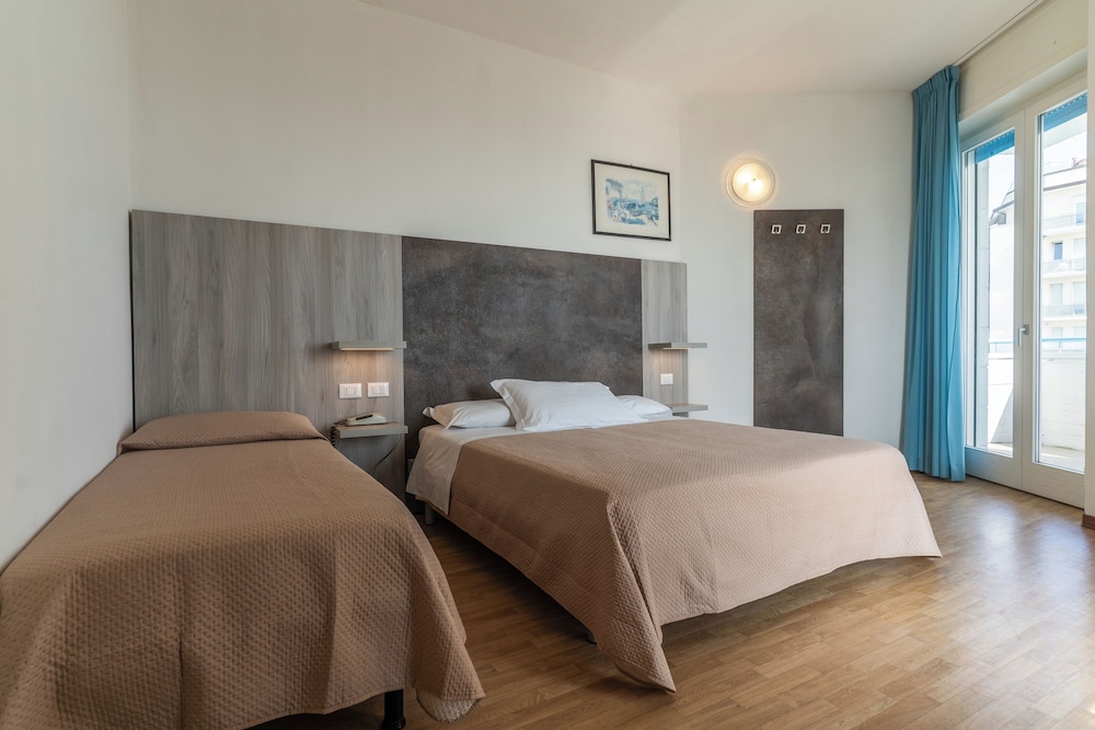 Deluxe Room photo 2