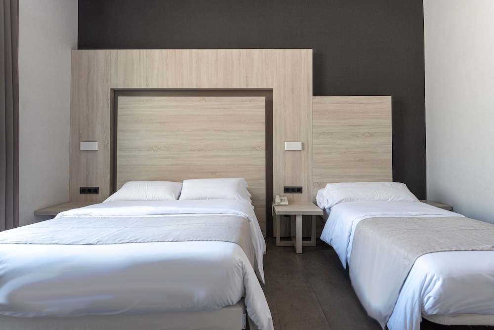 Quadruple Room, Balcony photo 3