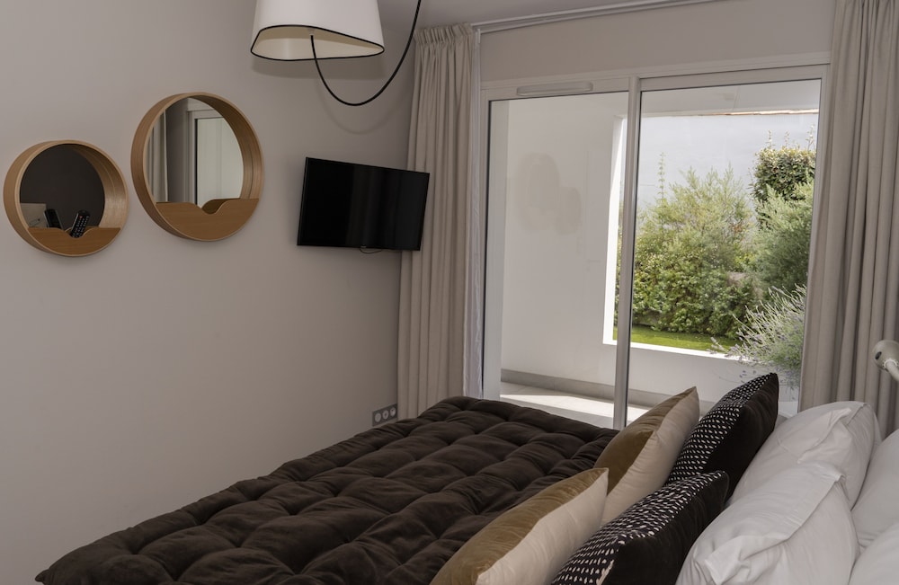Classic Room, Terrace - Photo 2