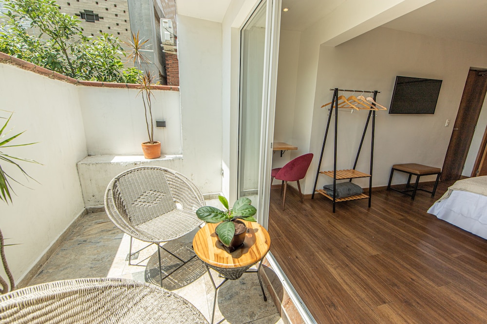 Premium Double Room, Balcony - Photo 5