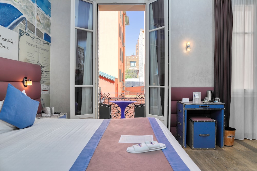 Deluxe Room, Balcony, Garden View