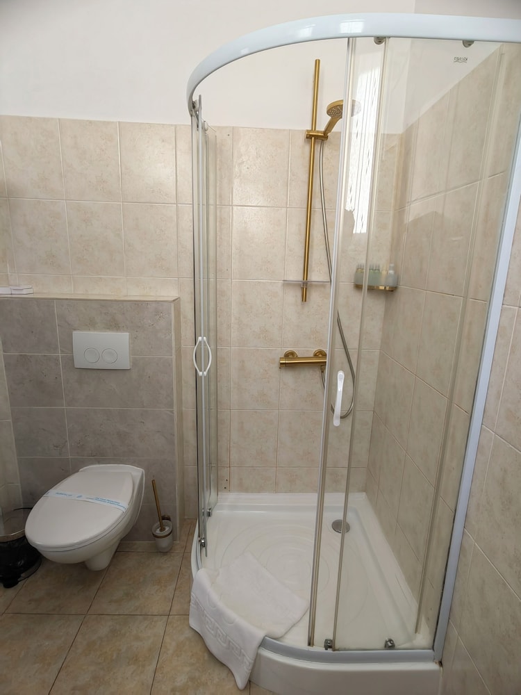 King Room - Photo 9