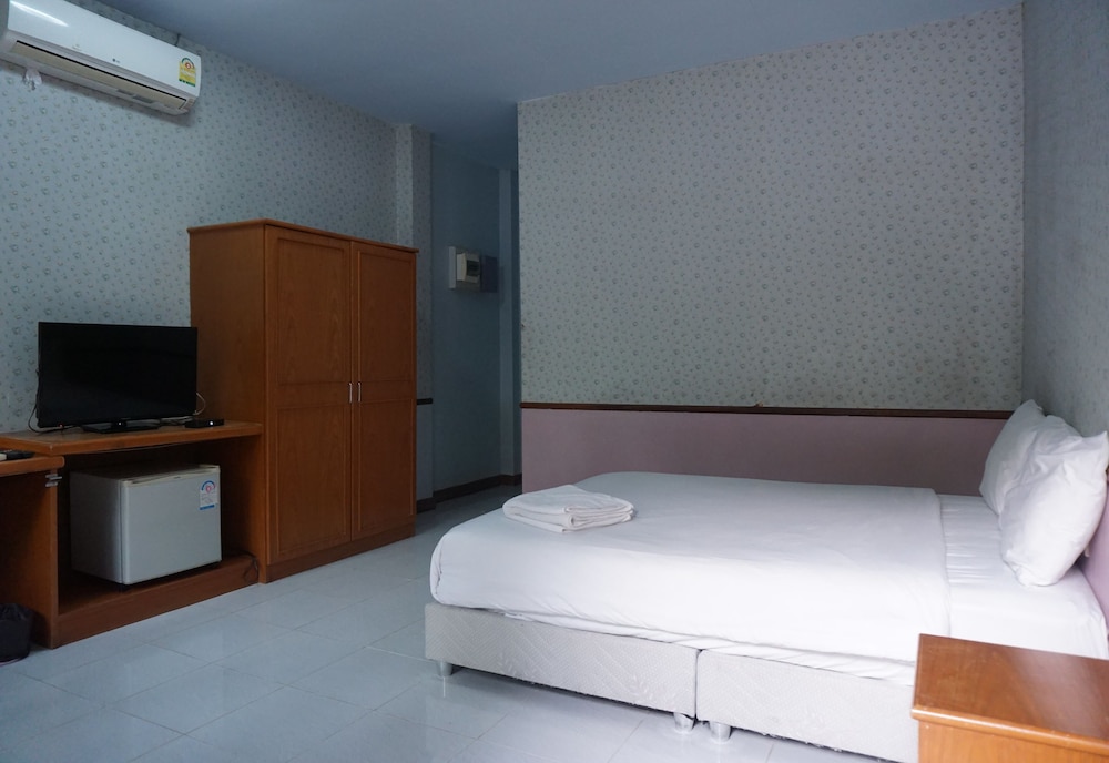 Standard Double Room photo 3