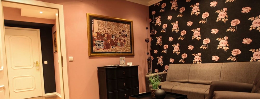 Junior Suite with Bed- and Living Area thumbnail 5