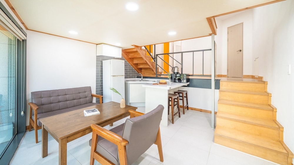Basic Room, 2 Bedrooms (orange 2) - Photo 13