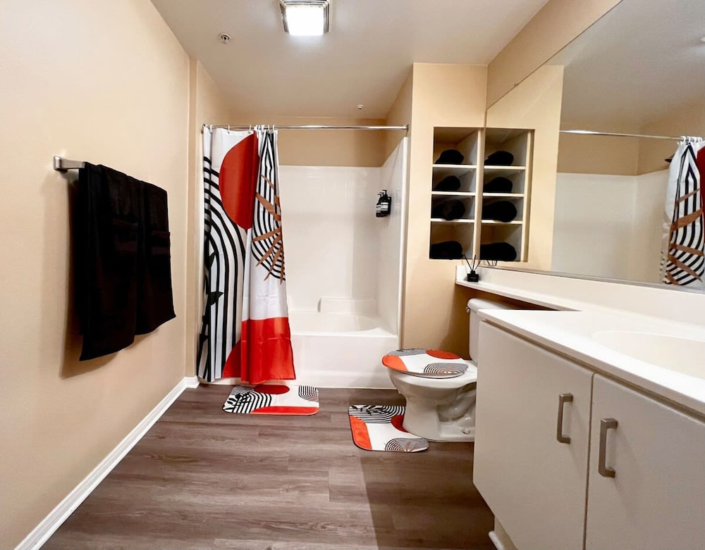 Cozy 2-br Home Near Disneyland Pool Hot Tub GYM, Φωτογραφία 28