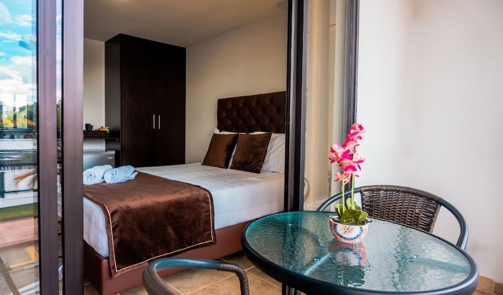 Suite, Balcony photo 3