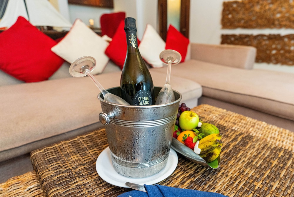 Grand Villa (beach Pool)