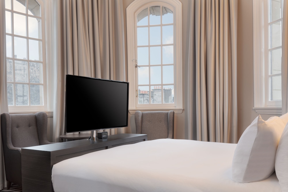 Suite, 1 Bedroom (Castle View)