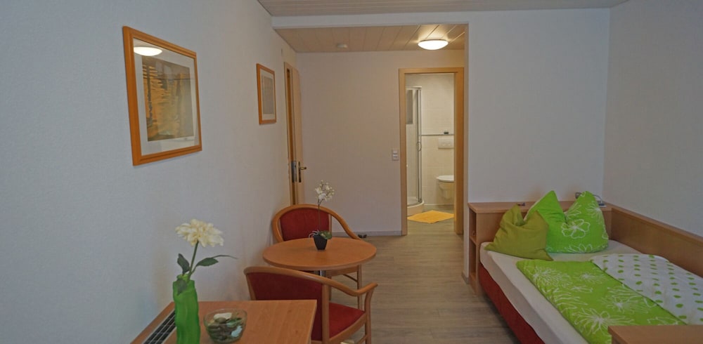 Economy Double Room, Private Bathroom photo 1