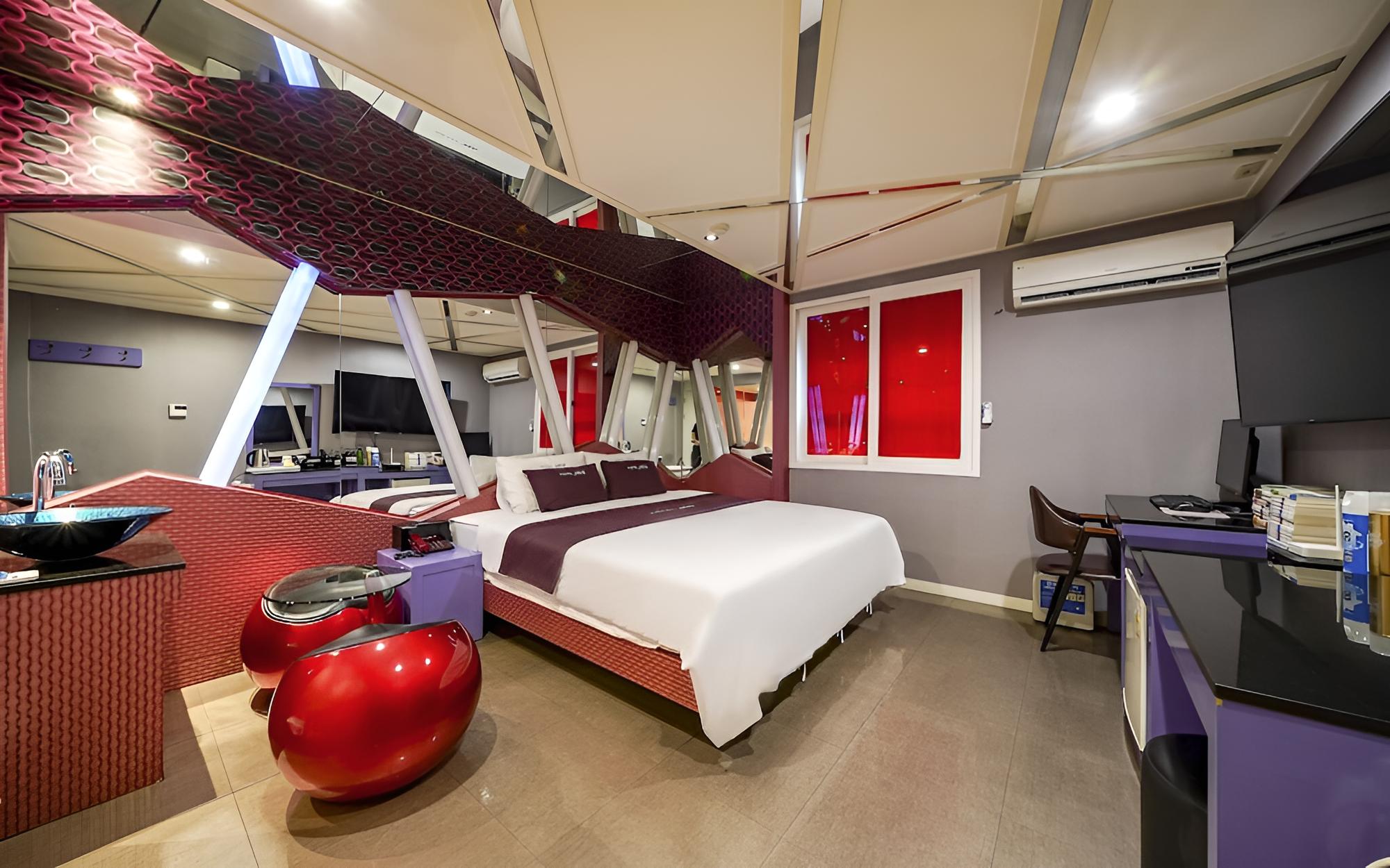 Room (Early Check-In (Standard Room 1400 Ch) - Photo 1