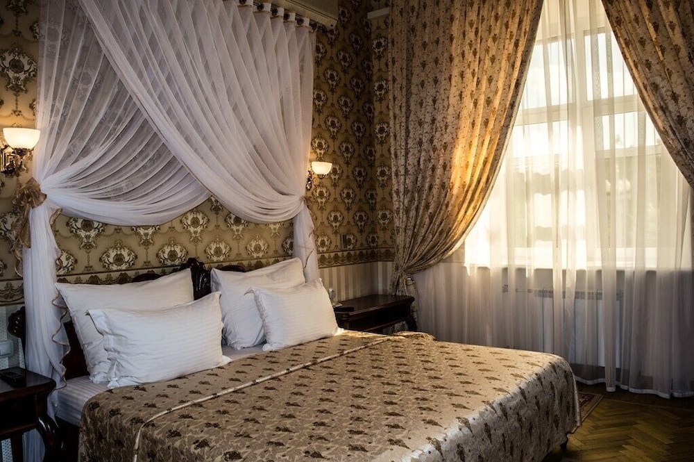 Suite (Retro)
