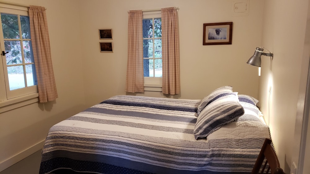 Standard Cottage, 2 Bedrooms, Kitchen, Lakeside