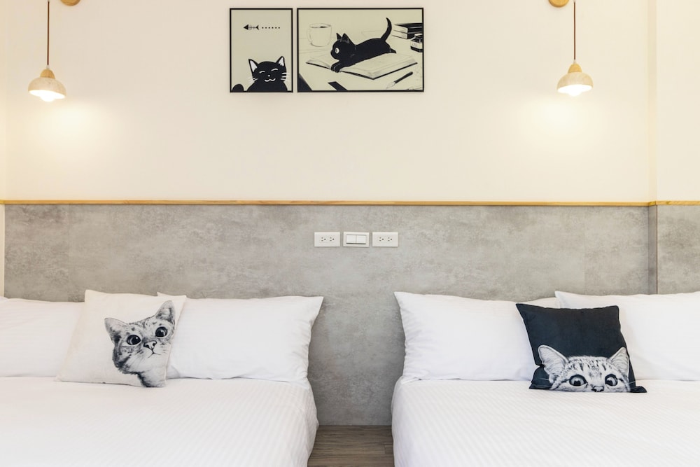Standard Quadruple Room, Park View photo 2