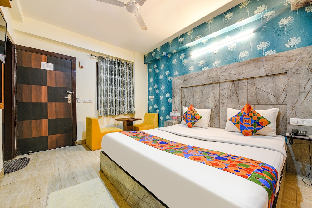 Deluxe Room - Photo 4