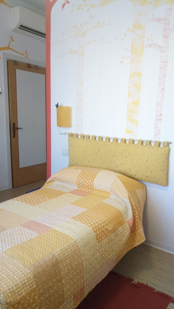 City Single Room photo 3