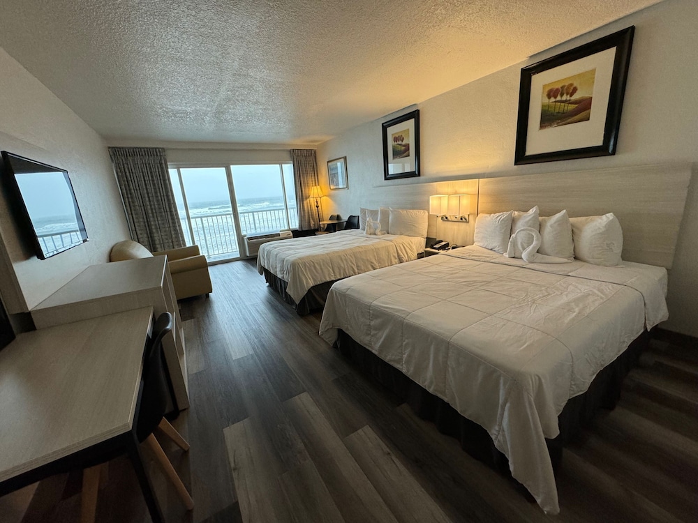 Room, 2 Queen Beds, Refrigerator & Microwave, Oceanfront - Photo 1