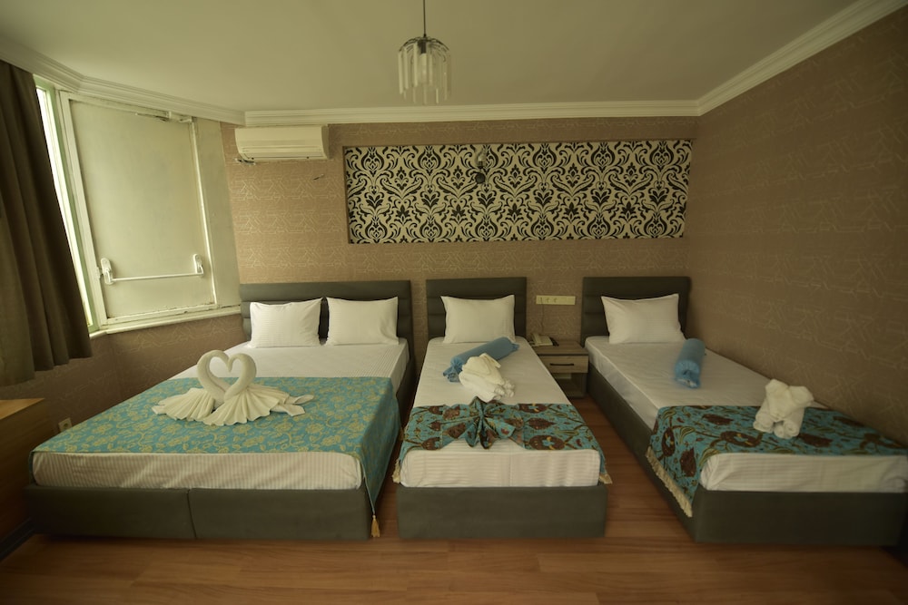 Standard Triple Room photo 1