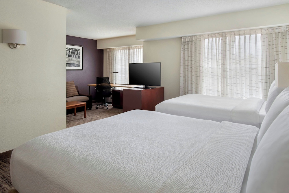 Studio, Multiple Beds (Hearing Accessible)