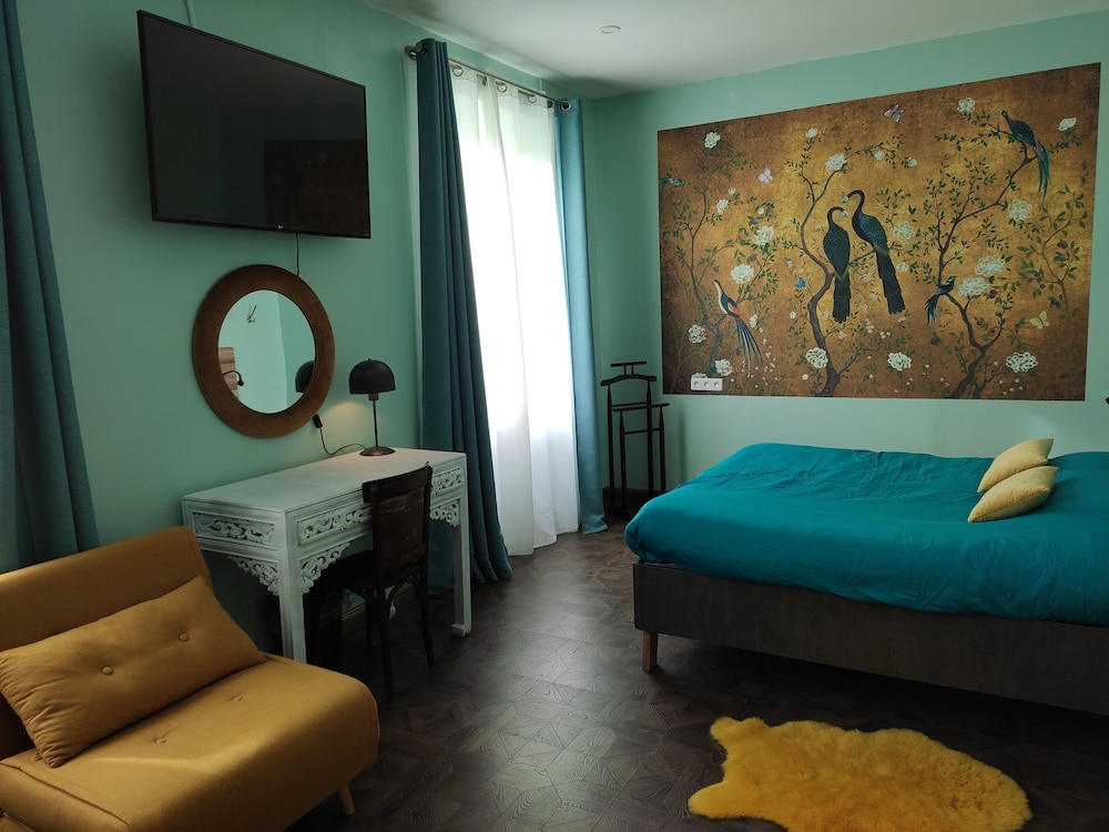 Superior Quadruple Room, Garden View photo 2