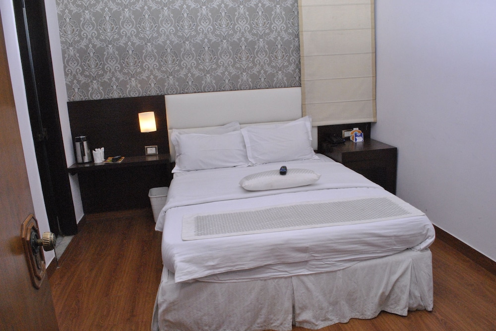 Deluxe Double Room photo 2