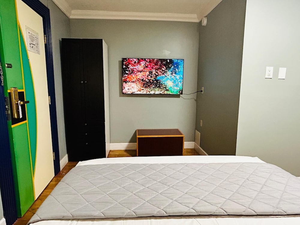 Standard Room - Photo 11