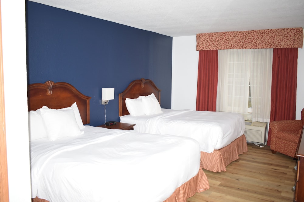 Deluxe Suite, Multiple Beds, Non Smoking photo 2