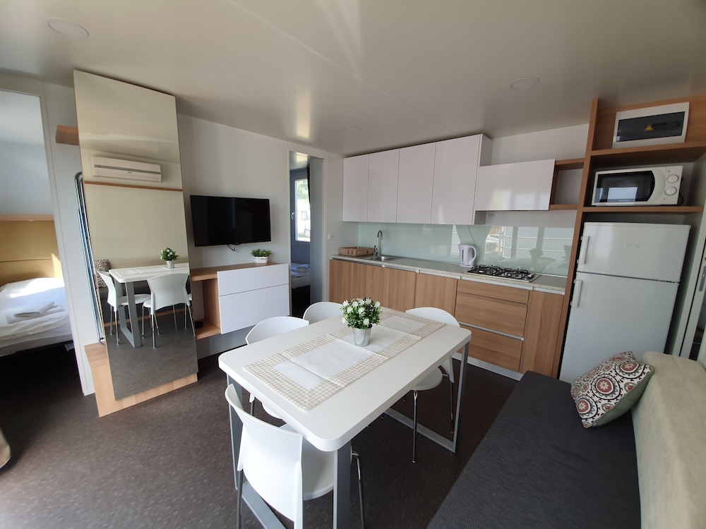 Mobile Home Superior, Sea view (6+2) photo 2