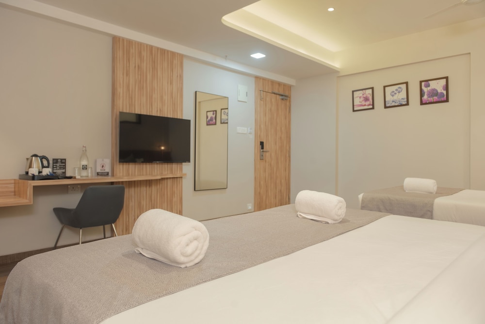 Superior Quadruple Room photo 3