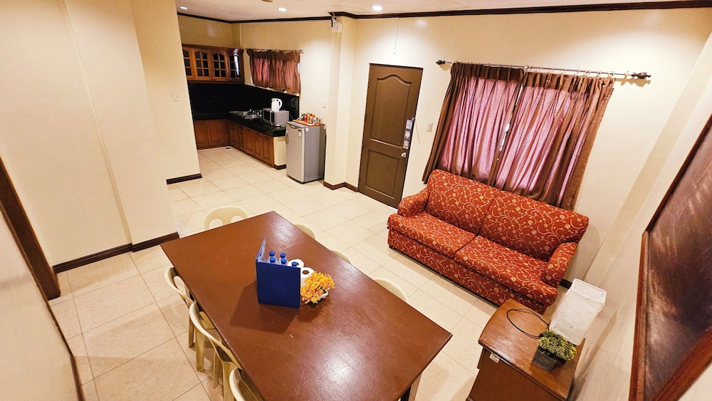Waterfront Family Suite - Photo 4
