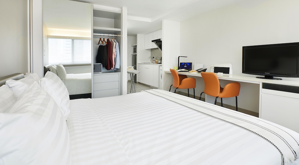 Studio Deluxe Apartment photo 3