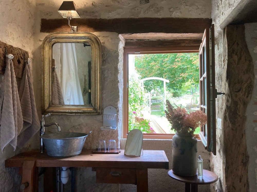 Comfort Room, 1 Double Bed, Terrace, Garden Area photo 3