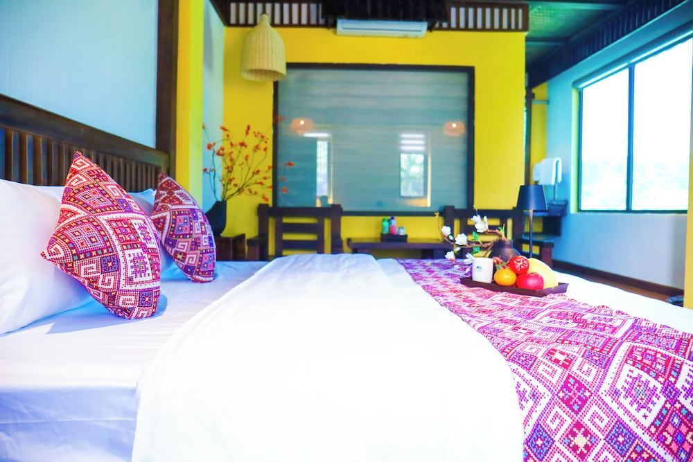 Deluxe Double Room, River View photo 2