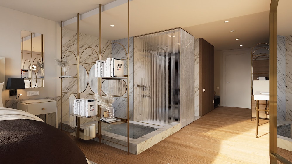 Deluxe Suite, 1 King Bed, Private Pool & Sauna