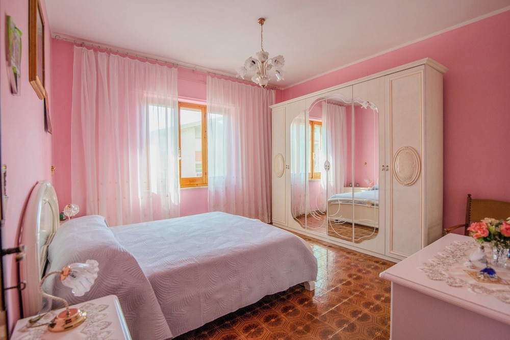 Apartment, Balcony