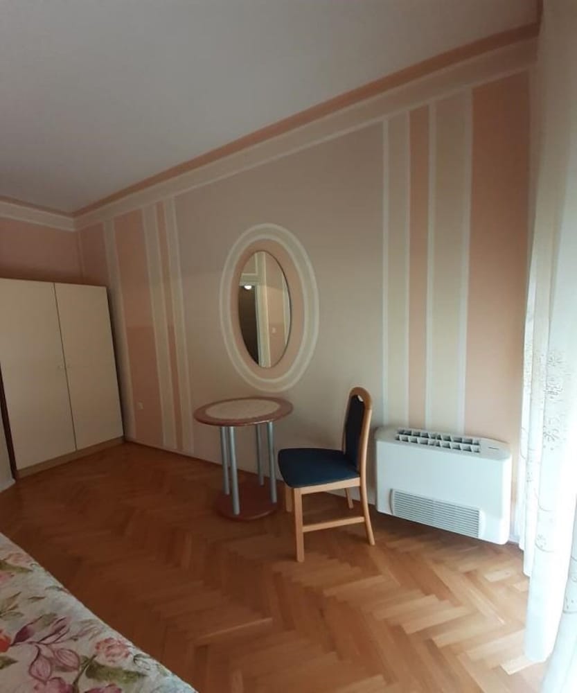 Apartment (Ivo - with parking - A3(6+1))