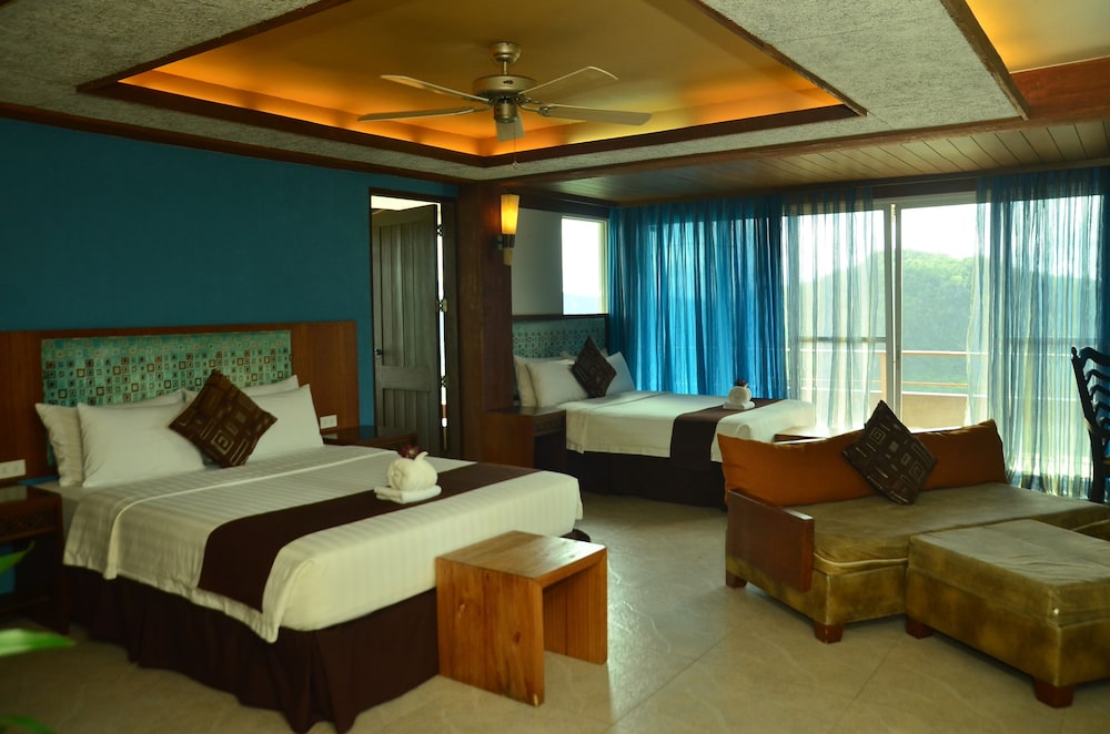 Executive Room (Dill Room)