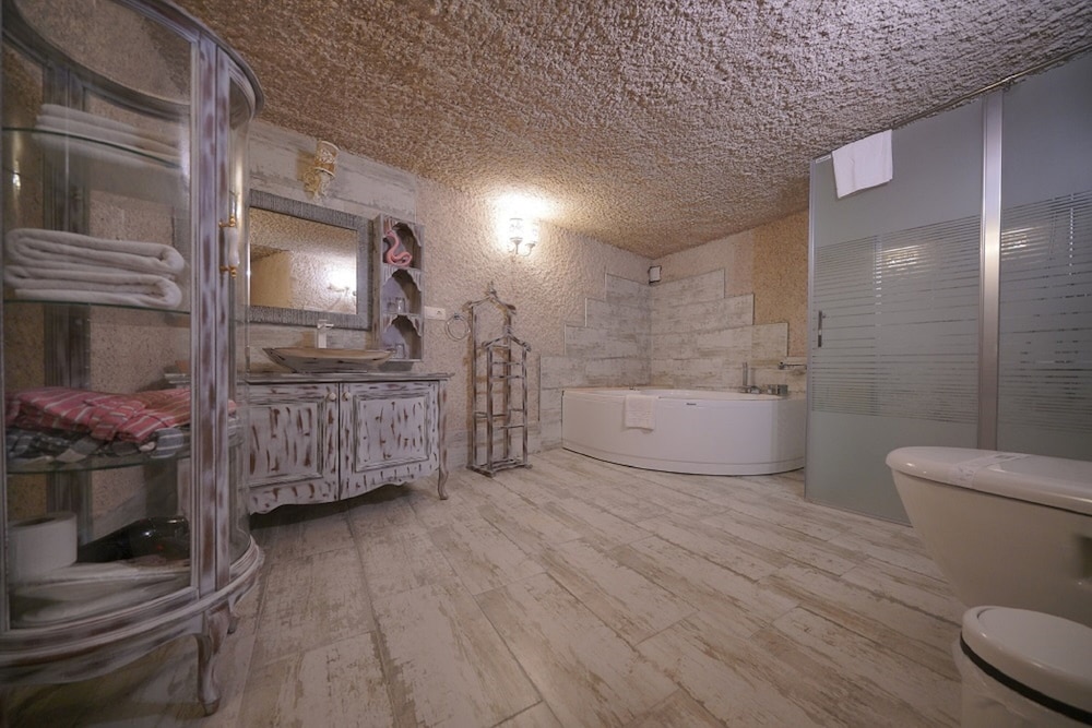 Panoramic Room - Photo 4