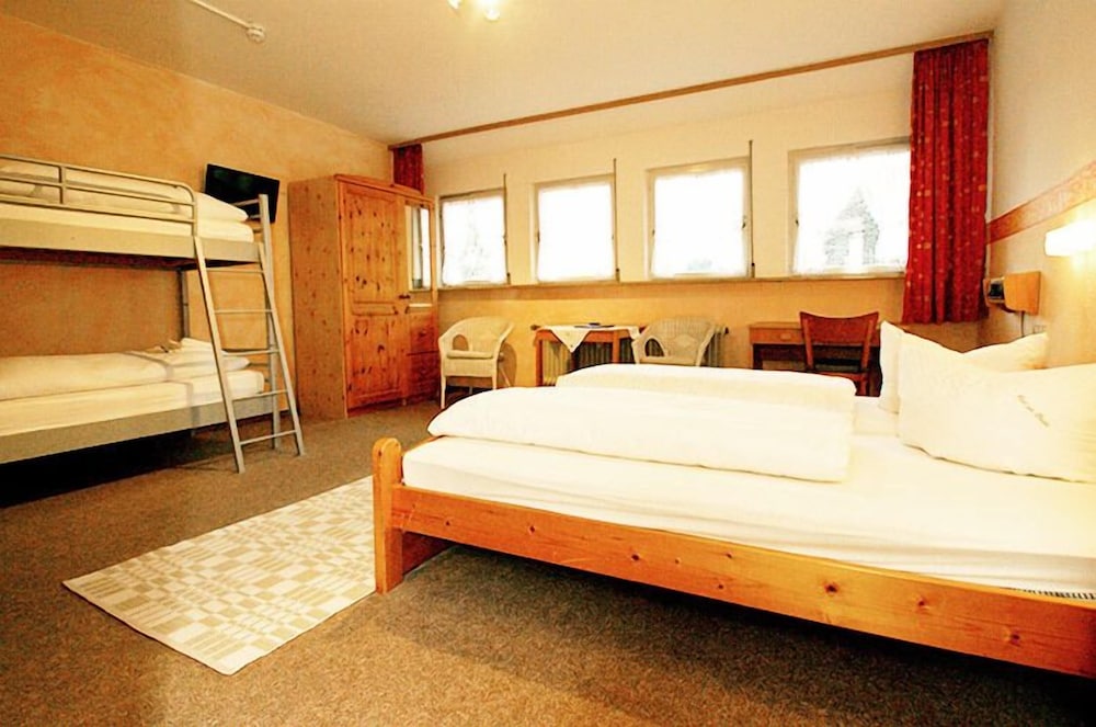 Family Room photo 2